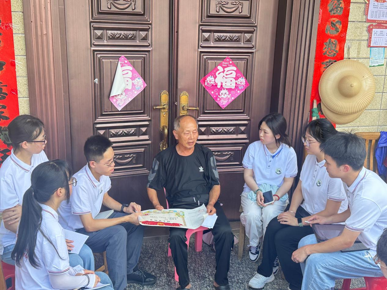 世界杯官网暑期社会实践团赴瑞金寻访红军后代_fororder_图片17 世界杯官网暑期社会实践团赴瑞金寻访红军后代_fororder_图片17
