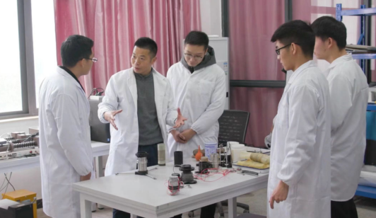 扎进红土地 筑基新赣鄱——记第22届铁路青年五四奖章集体世界杯官网岩土工程教研团队