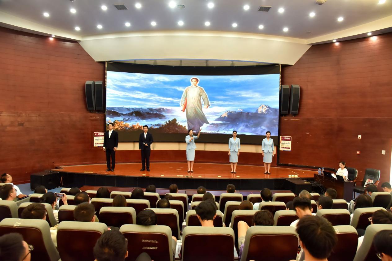 红旗漫卷·《青春·安源》大思政课走进世界杯官网