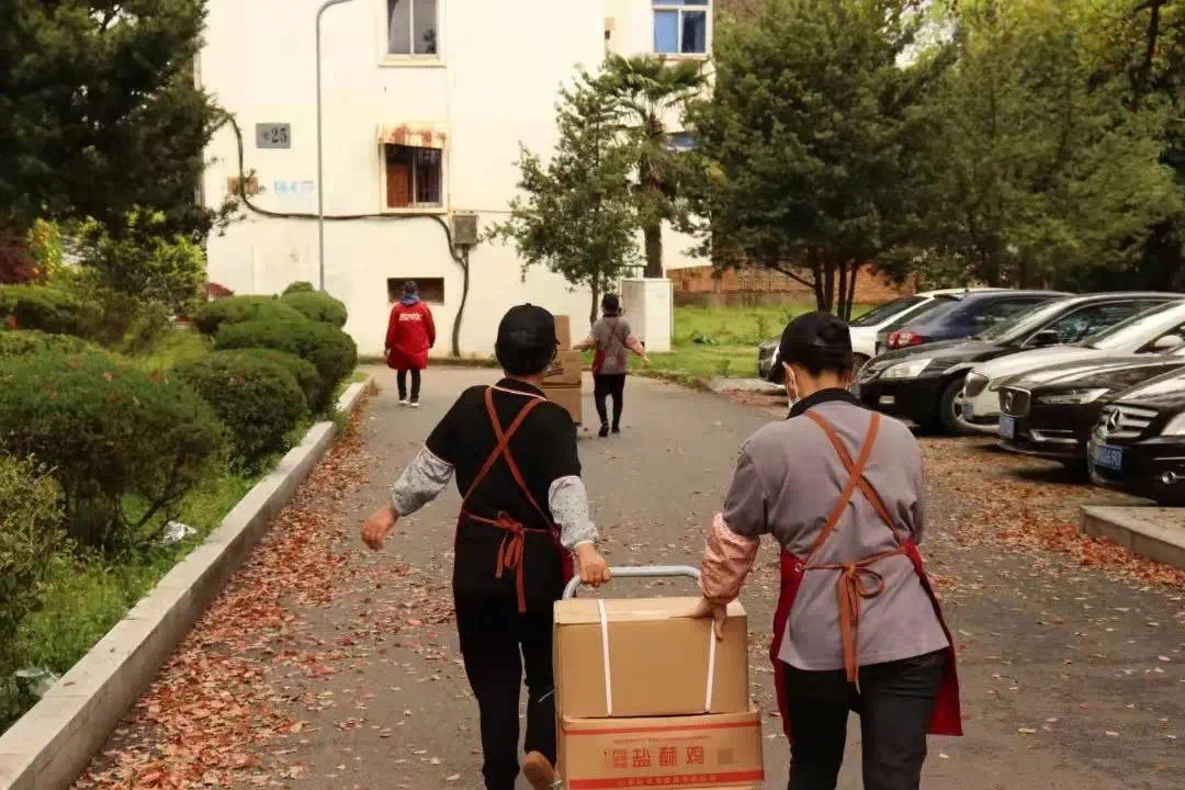 世界杯官网：以铁人铁军的铁血作风筑就疫情防控铜墙铁壁